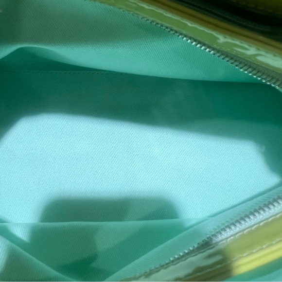 CHANEL Quilted Green Patent Leather Just Mademoiselle Shoulder Bag - Picture 13 of 16